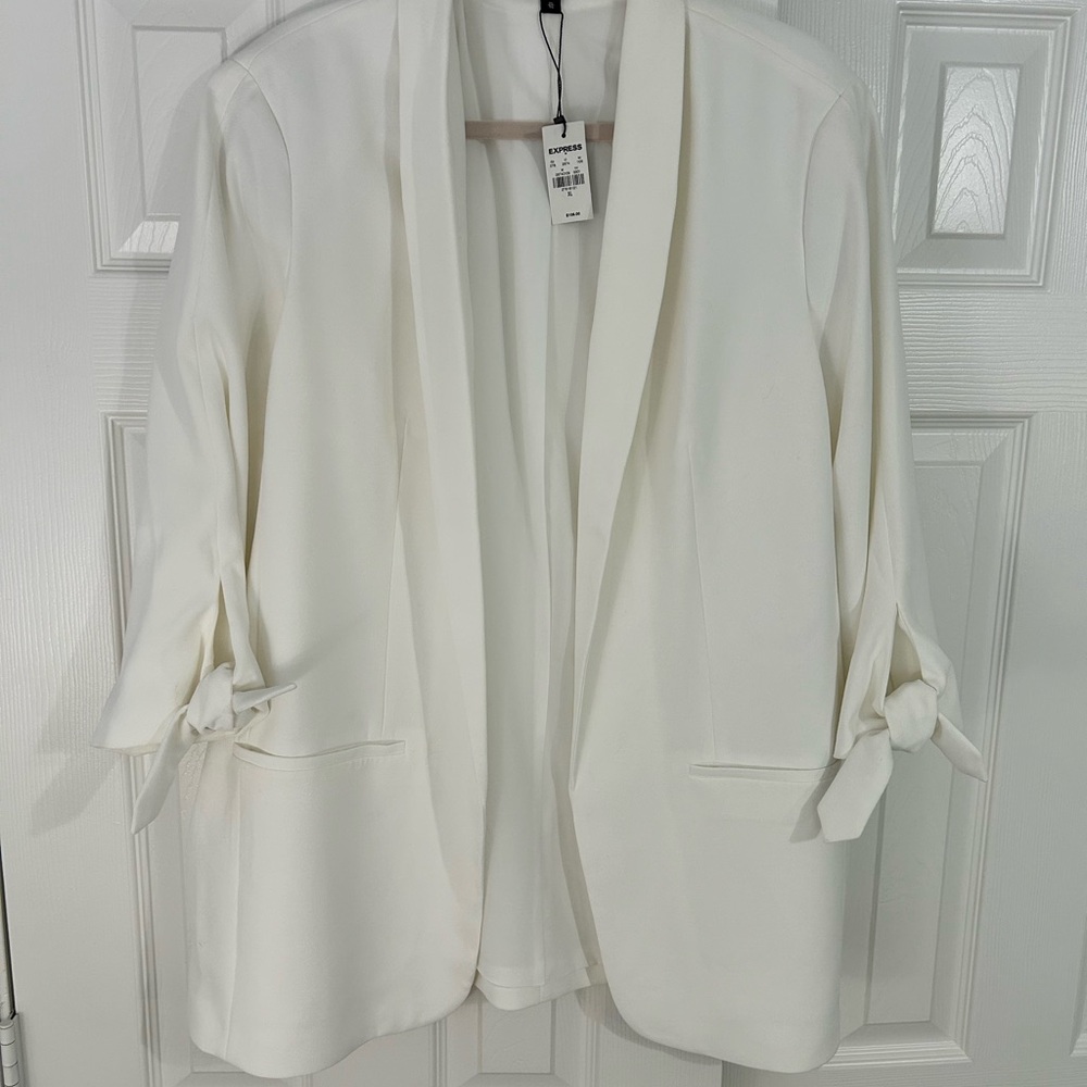 Express Cream Women's Blazer with Tie Sleeves